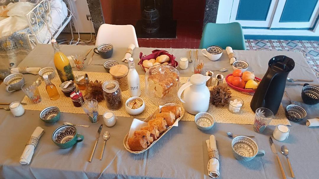A L' Estiu Bed & Breakfast Latour-de-France Bagian luar foto